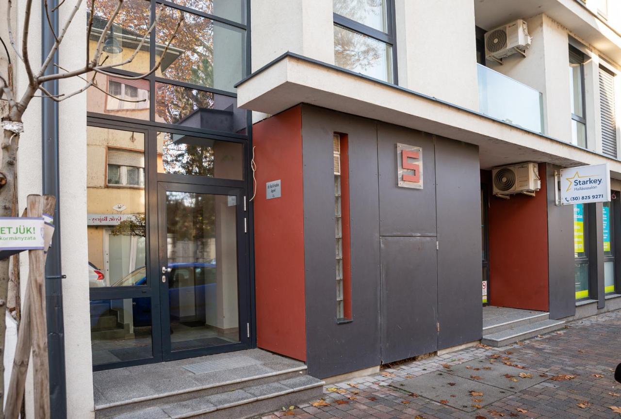Dream Apartman 1 With Free Parking Gyor Exterior photo